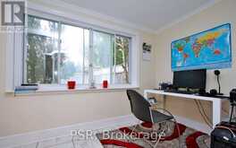 2430 BAYVIEW AVENUE | Toronto Ontario | Slide Image Thirteen