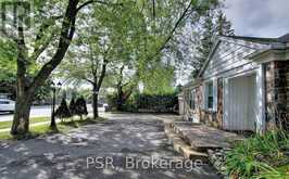 2430 BAYVIEW AVENUE | Toronto Ontario | Slide Image Five