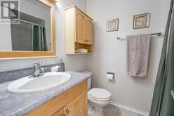 46 MOORCREST DRIVE | Aurora Ontario | Slide Image Thirteen