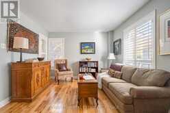 46 MOORCREST DRIVE | Aurora Ontario | Slide Image Nine