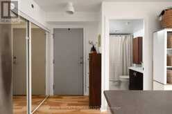 510 - 35 SARANAC BOULEVARD | Toronto Ontario | Slide Image Eight