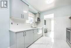 133 MEADOWLARK DRIVE | Brampton Ontario | Slide Image Sixteen