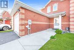 133 MEADOWLARK DRIVE | Brampton Ontario | Slide Image Four