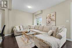 157 HIGHGATE HEIGHTS | Hamilton Ontario | Slide Image Fourteen
