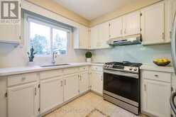 1348 WINDRUSH DRIVE | Oakville Ontario | Slide Image Ten