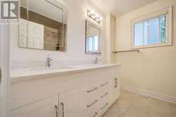 1348 WINDRUSH DRIVE | Oakville Ontario | Slide Image Thirty