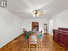 19 KING RICHARD COURT | Markham Ontario | Slide Image Eleven