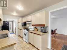 19 KING RICHARD COURT | Markham Ontario | Slide Image Twenty-two