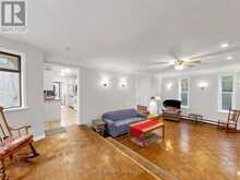 19 KING RICHARD COURT | Markham Ontario | Slide Image Four
