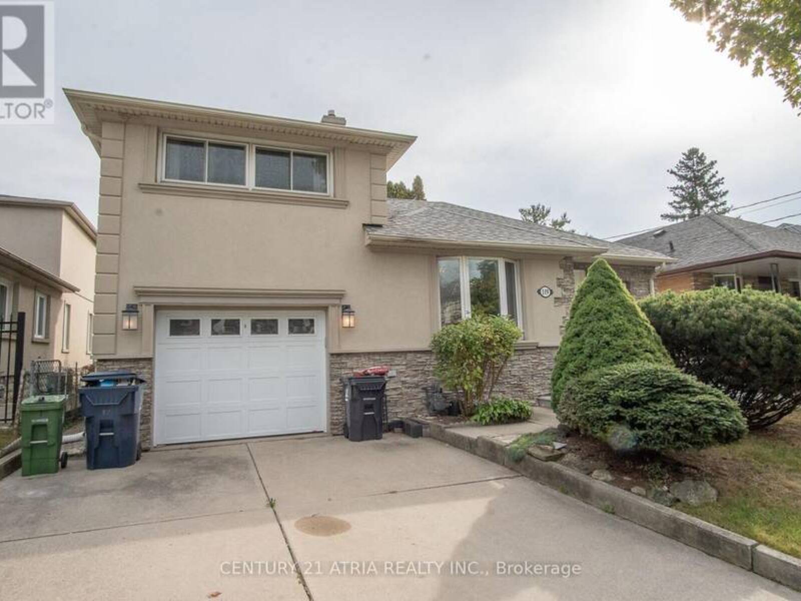 119 MILTON STREET, Toronto, Ontario M8Y 2Y4