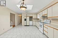 15 FLORA DRIVE | Hamilton Ontario | Slide Image Eleven