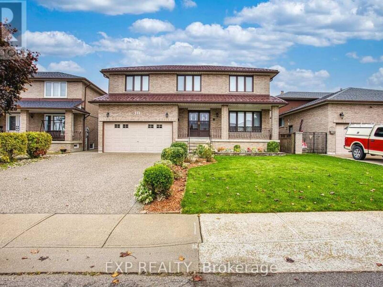 11 ELLEN AVENUE, Hamilton, Ontario L8G 5A9