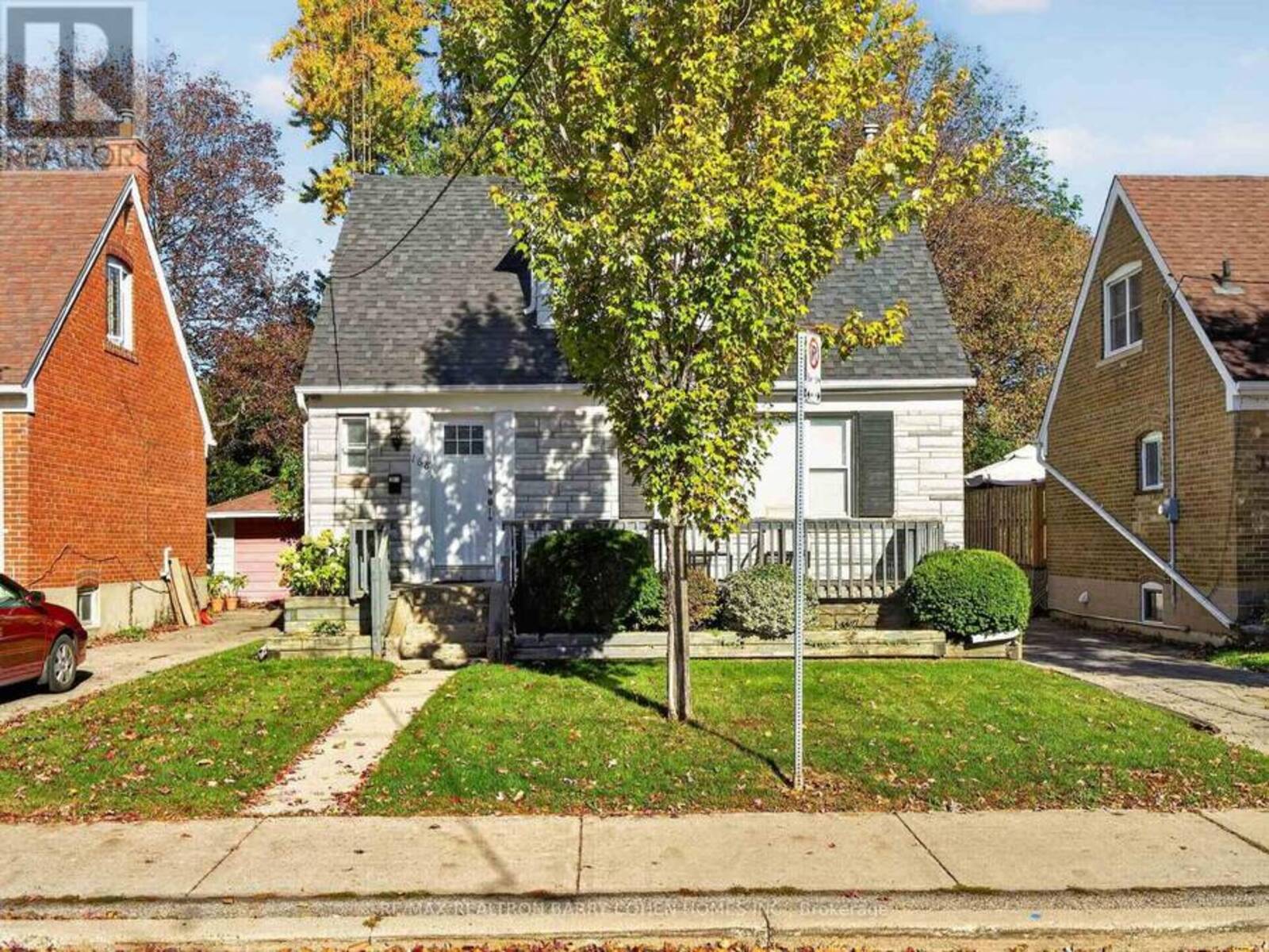 168 AVONDALE AVENUE, Toronto, Ontario M2N 2V5