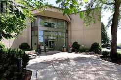 605 - 2261 LAKE SHORE BOULEVARD W | Toronto Ontario | Slide Image Twelve