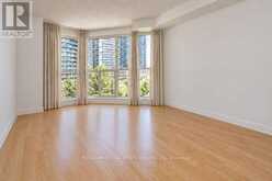 605 - 2261 LAKE SHORE BOULEVARD W | Toronto Ontario | Slide Image Sixteen