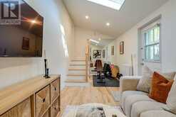 31 DAVIES CRESCENT | Toronto Ontario | Slide Image Fourteen
