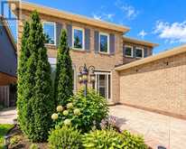 1221 FIELDSTONE CIRCLE | Pickering Ontario | Slide Image Three