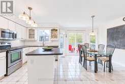 2040 LUMBERMAN LANE | Oakville Ontario | Slide Image Nine