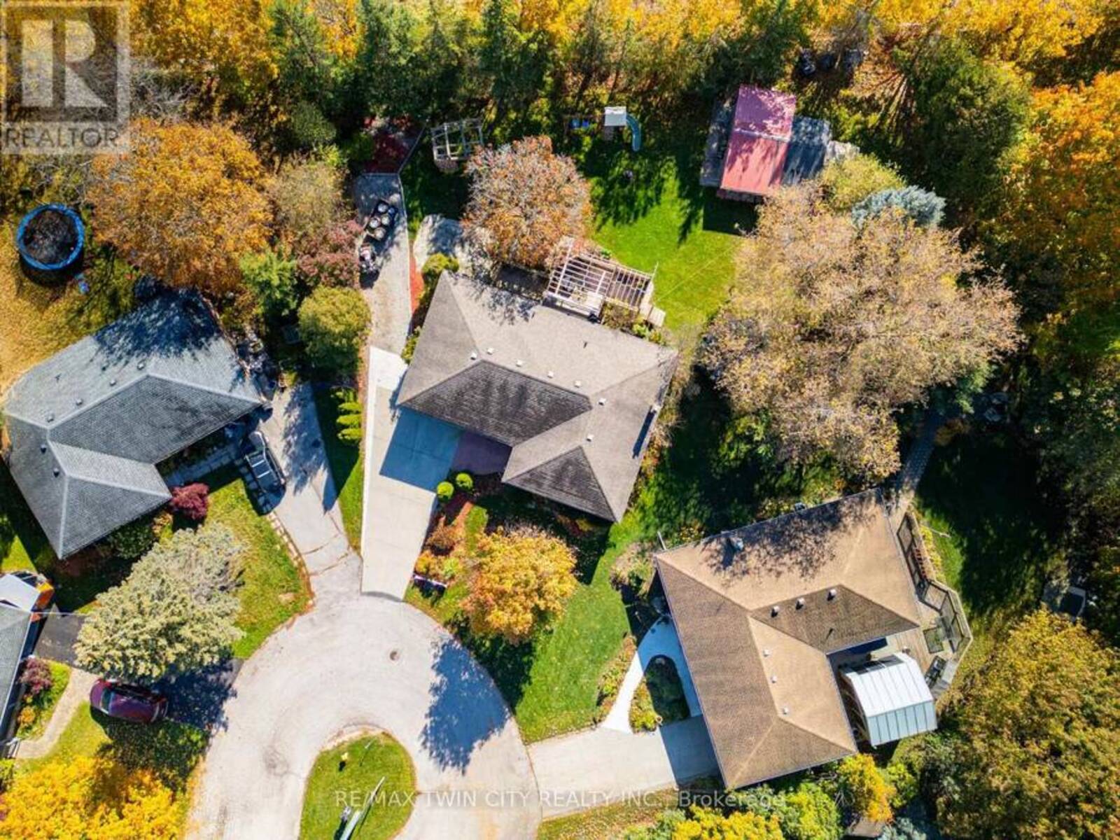 24 HARLEW CRESCENT, Wilmot, Ontario N3A 2H6