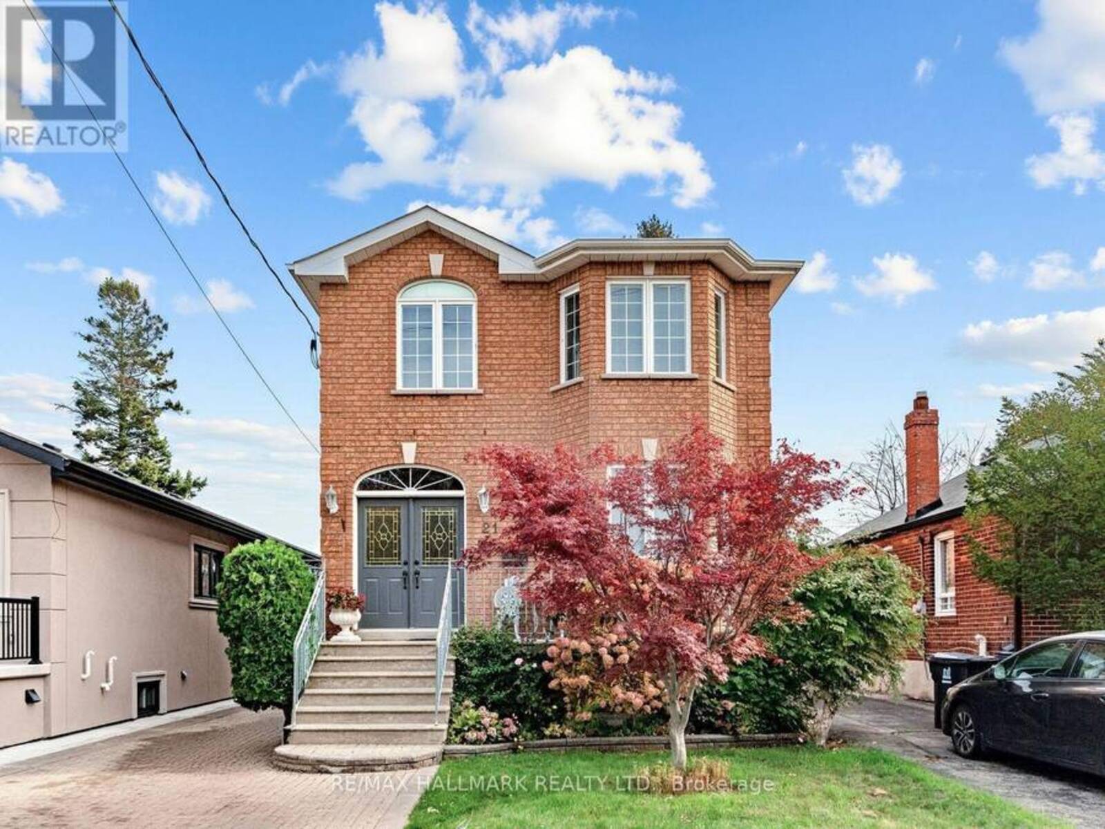21 DONMORE AVENUE, Toronto, Ontario M4J 3V3