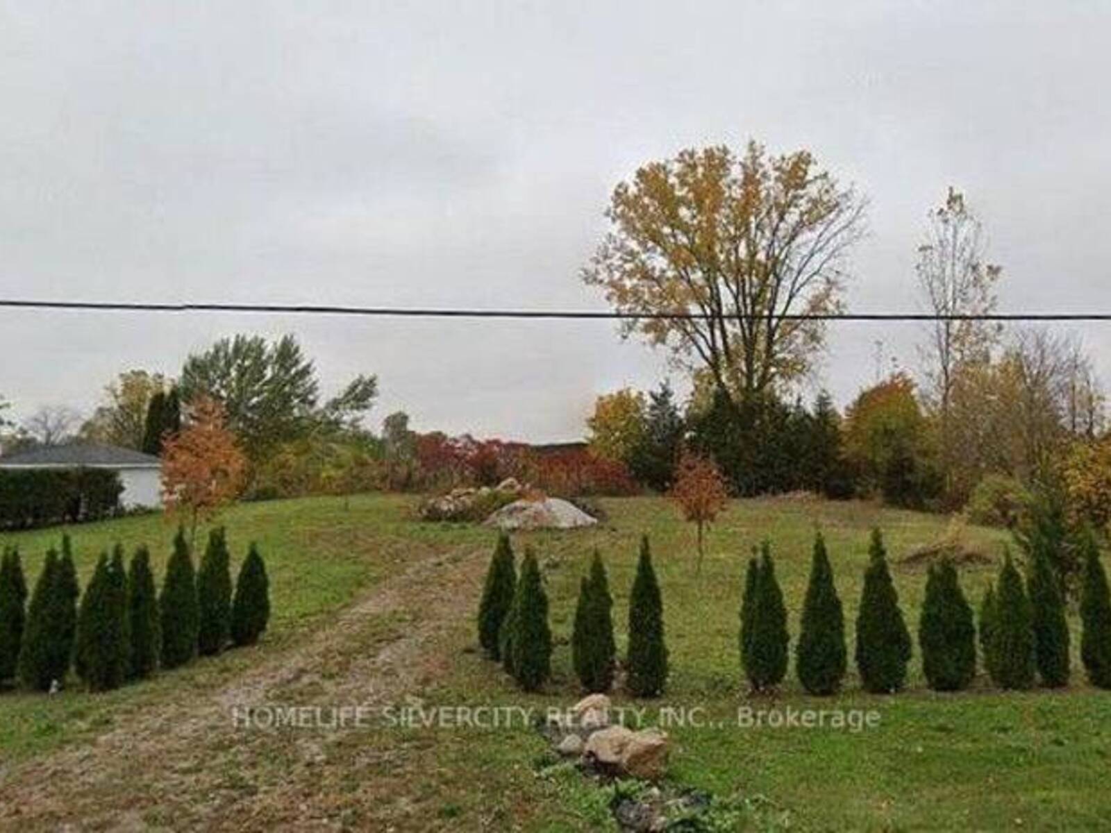 927 MCNAUGHTON AVENUE E, Chatham, Ontario N7L 0E3