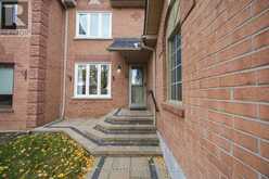 42 OLD COLONY DRIVE | Whitby Ontario | Slide Image Four