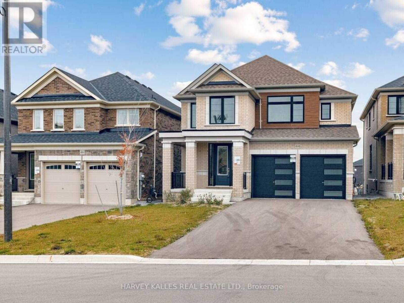 44 BLUEBIRD BOULEVARD, New Tecumseth, Ontario L0G 1W0