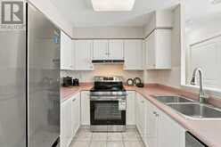 606 - 29 NORTHERN HEIGHTS | Richmond Hill Ontario | Slide Image Nine