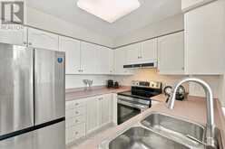 606 - 29 NORTHERN HEIGHTS | Richmond Hill Ontario | Slide Image Seven