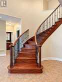170 THE QUEENSWAY | Barrie Ontario | Slide Image Sixteen