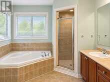 170 THE QUEENSWAY | Barrie Ontario | Slide Image Eighteen