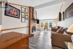 9 MILES COURT | Richmond Hill Ontario | Slide Image Eighteen