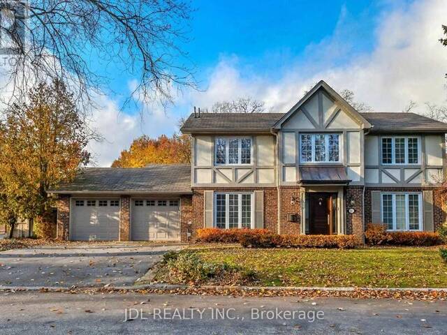 30 HEDGEWOOD ROAD Toronto Ontario, M2L 1L5 - 5 Bedrooms Home For Sale