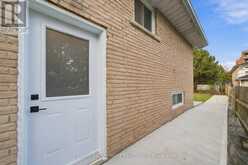 16 ELM AVENUE | Hamilton Ontario | Slide Image Thirty-one