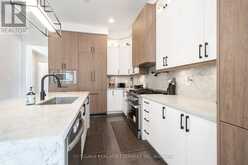 390 DANNY WHEELER BOULEVARD | Georgina Ontario | Slide Image Twelve
