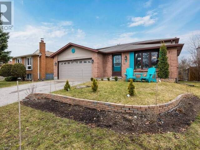 8 WELLS Crescent Barrie Ontario, L4N 5W5