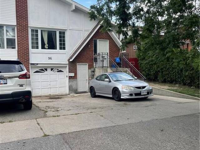 96 KINGSWOOD Drive Brampton Ontario, L6V 2W3