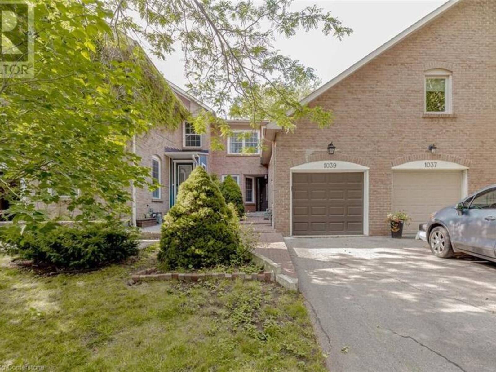 1039 RUNNYMEAD Crescent, Oakville, Ontario L6M 1C5