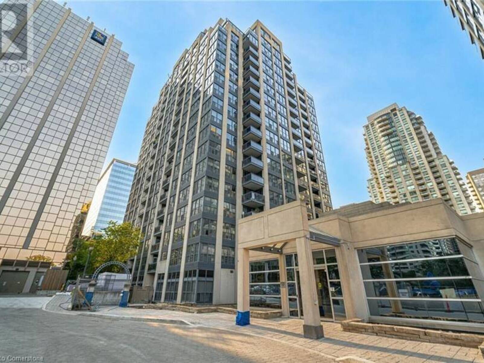 18 HOLLYWOOD Avenue Unit# 401, Toronto, Ontario M2N 6P5