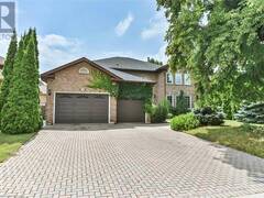 3588 THORPEDALE Court Mississauga Ontario, L5L 3V6