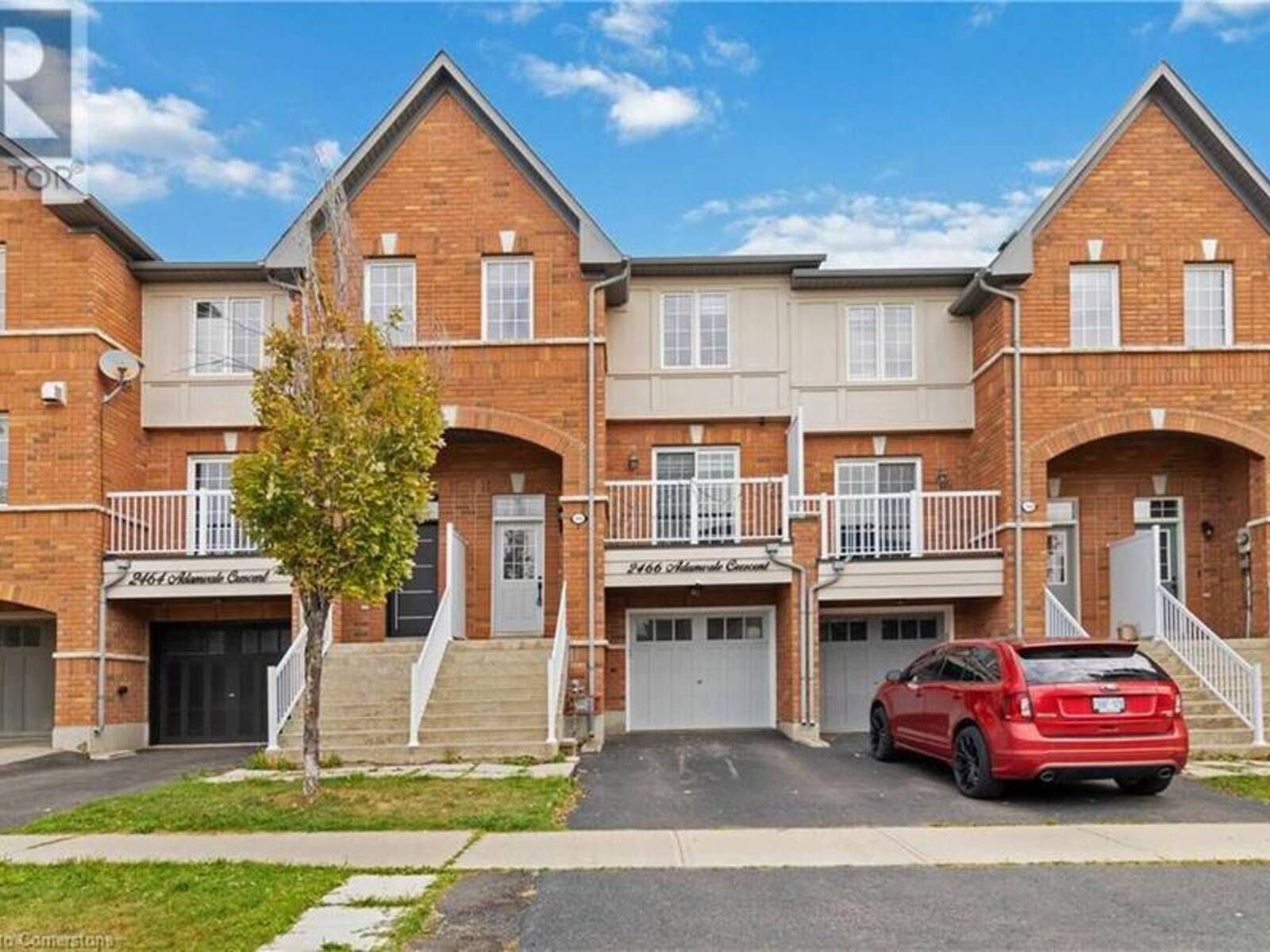 2466 ADAMVALE Crescent, Oakville, Ontario L6M 0E1