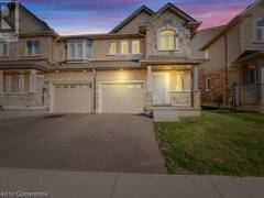 114 LAGUNA VILLAGE Crescent Hamilton Ontario, L5B 4B1