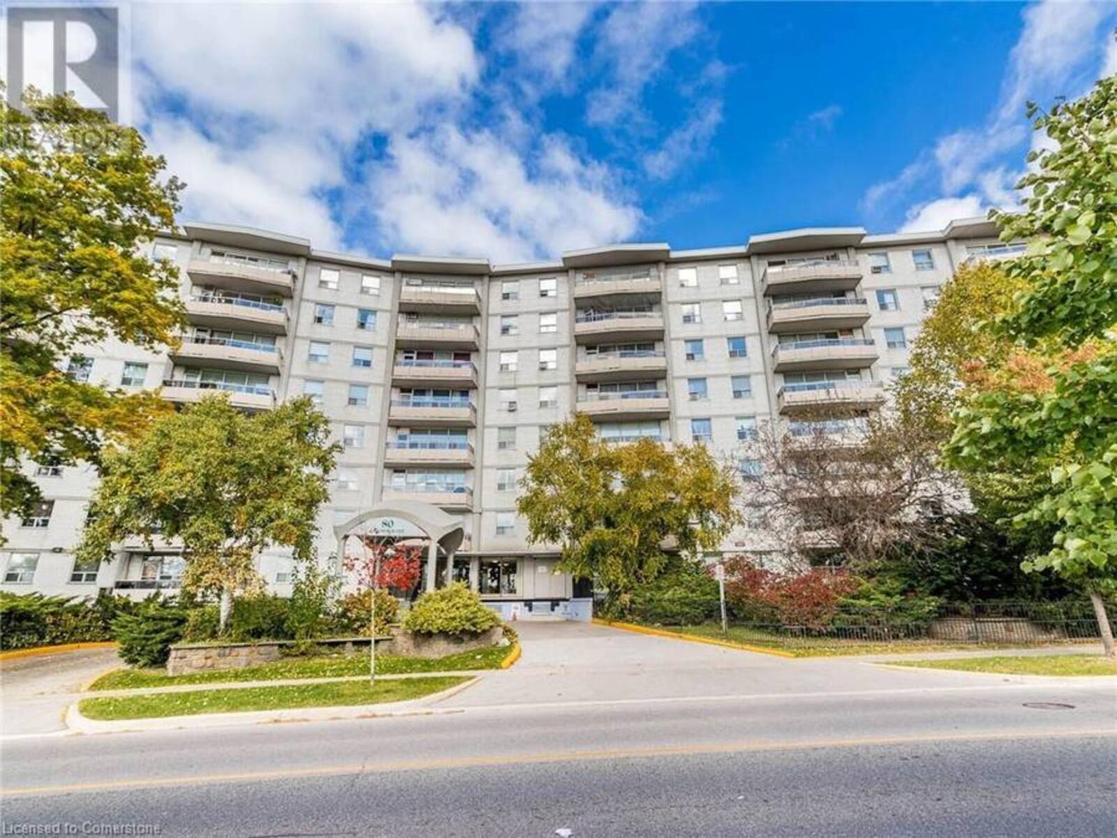 80 GRANDRAVINE Drive Unit# 706, North York, Ontario M3J 1B2