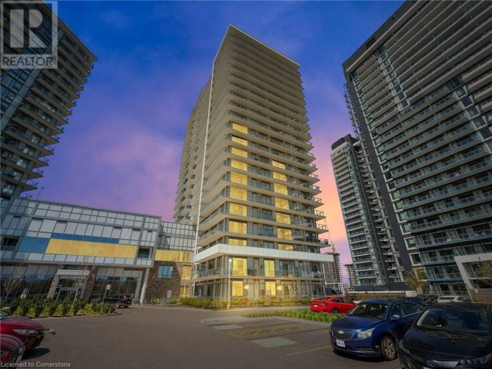 4675 METCALFE AVE Avenue Unit# 107, Mississauga, Ontario L5M 4N7