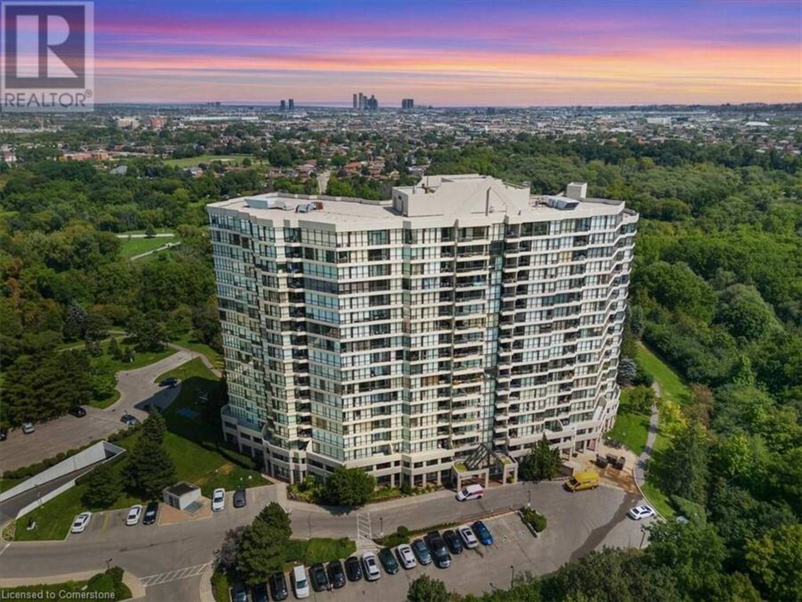 5 ROWNTREE Road Unit# 911, Toronto, Ontario M9V 5G9