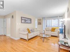 156 ENFIELD Place Unit# 2107 Mississauga Ontario, L5B 4L8