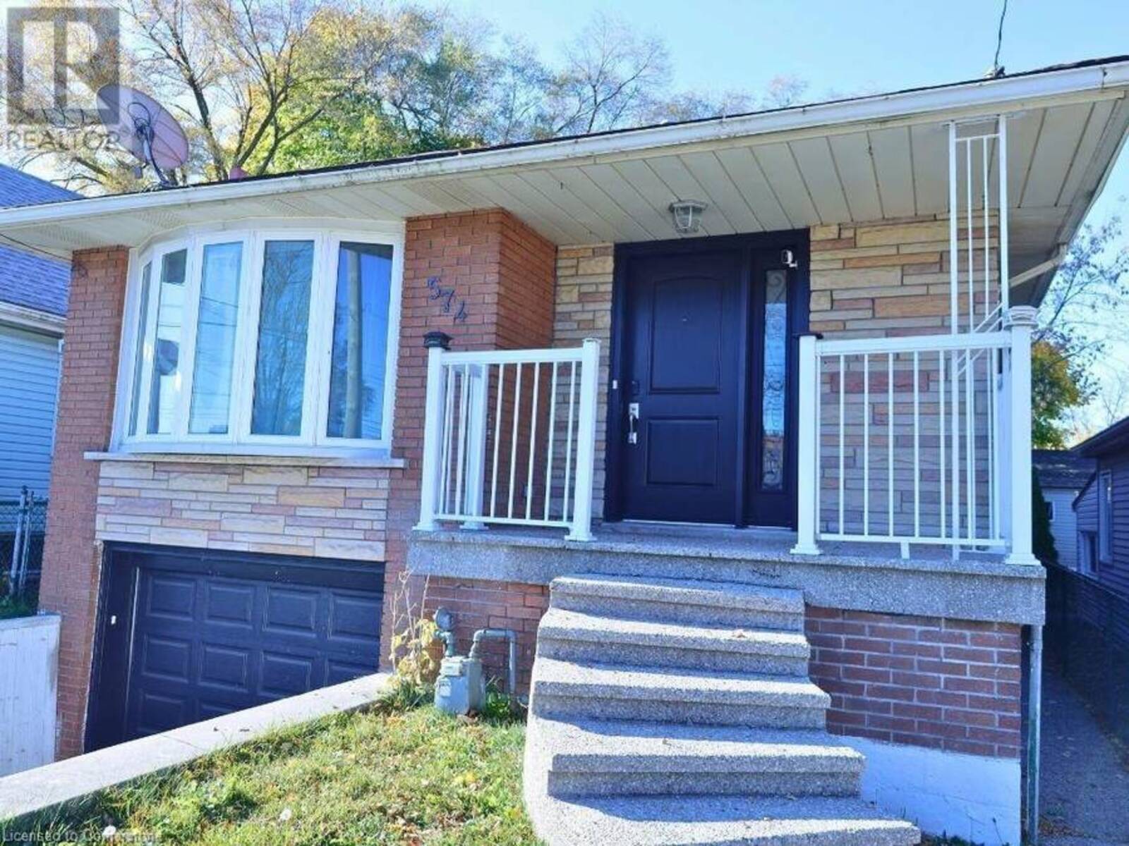 574 UPPER SHERMAN Avenue, Hamilton, Ontario L8V 3M1