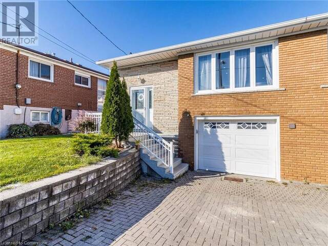 66 ARLETA Avenue Toronto Ontario, M3L 2E7