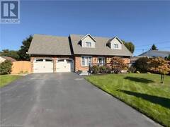 6 VINE Road Grimsby Ontario, L3M 5A2