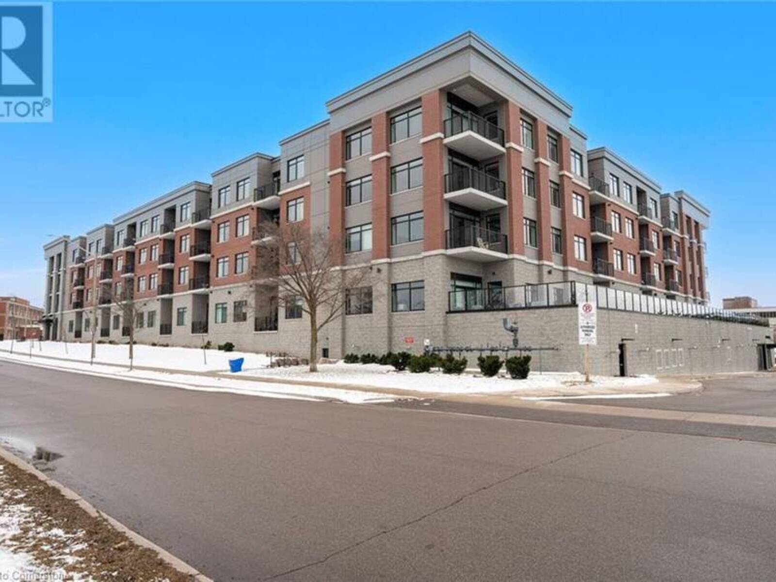 1 REDFERN Avenue Unit# 416, Hamilton, Ontario L9C 0E6